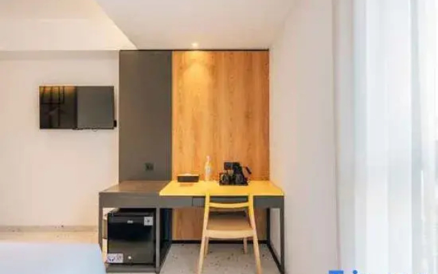 Alena Coliving