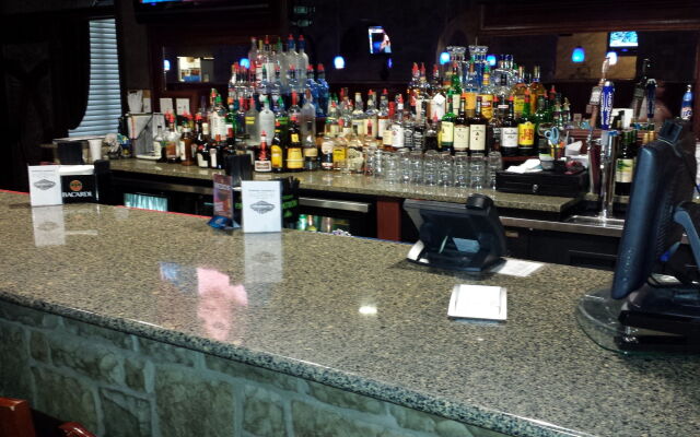 Holiday Inn Quincy East by IHG