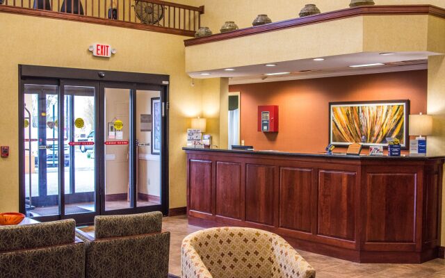 Best Western Plus Strawberry Inn & Suites