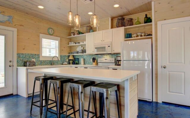 Fiddler on the Reef VW93