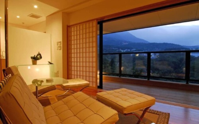 Hakone Tokino Shizuku