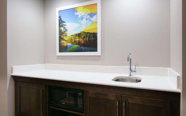 Hampton Inn & Suites Hudson