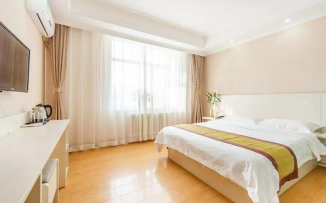 Qilong Hotel (Harbin Government Civil Aviation Building Shop)