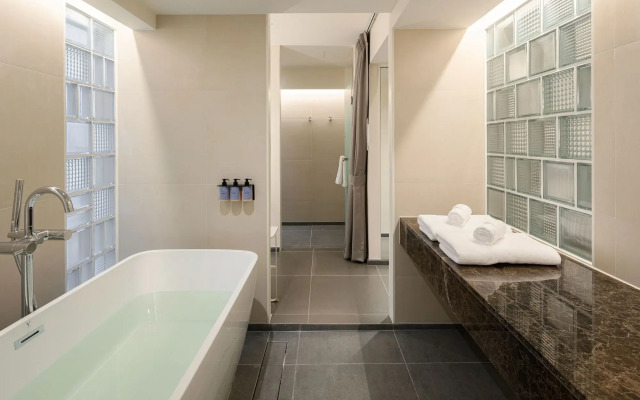 YANH Ratchawat Hotel
