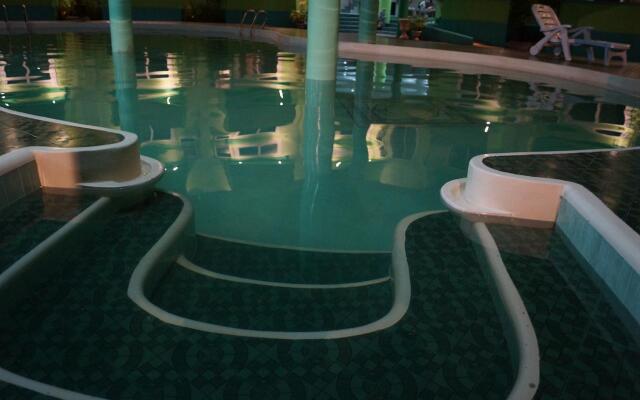 Green One Hotel