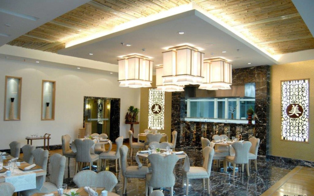 Jaypee Palace Hotel & International Convention Centre