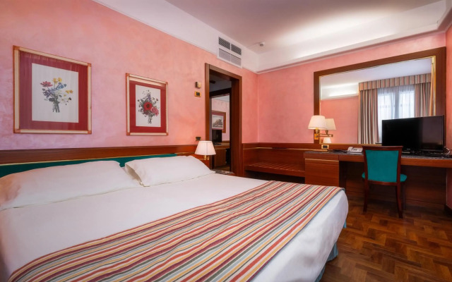 Crivi's Hotel