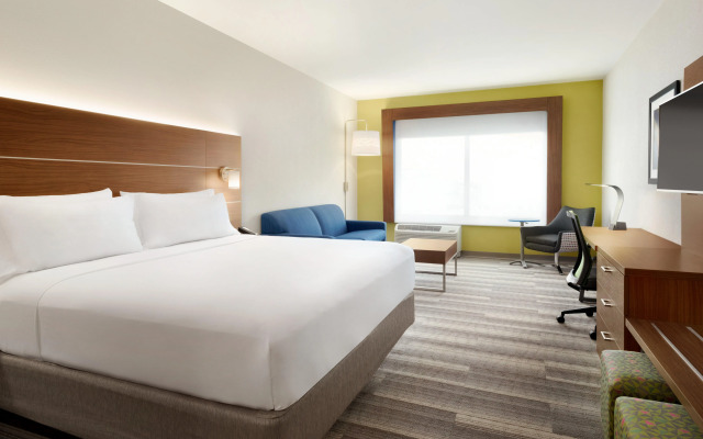 Holiday Inn Express & Suites-Cincinnati South - Wilder by IHG