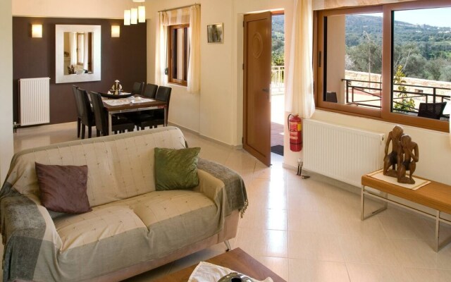 Villa Stefanos, Sea View, Private Pool, Near Sea