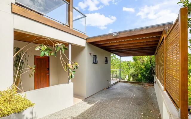 Stylish And Serene Living In Kohimarama