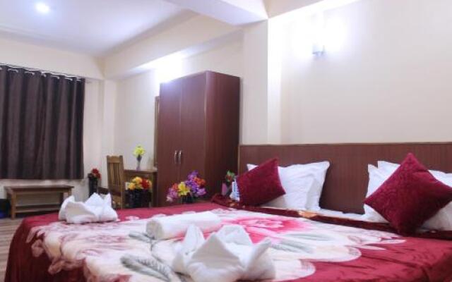 Zero to One stay - Hotel Khandroling (HKL)