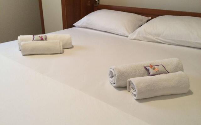 Sunset Beach Suites