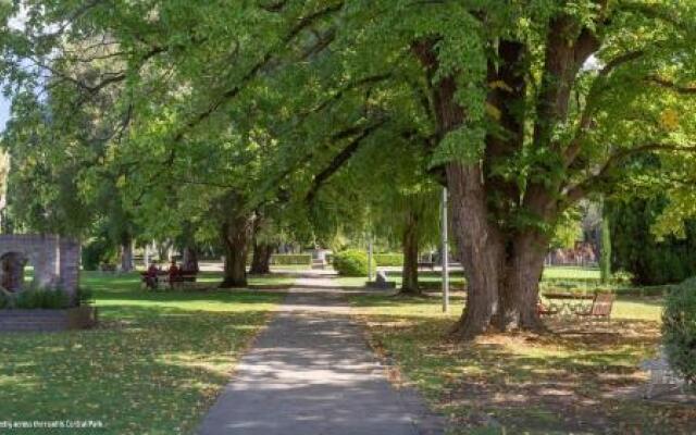 Central Park Boutique Apartment