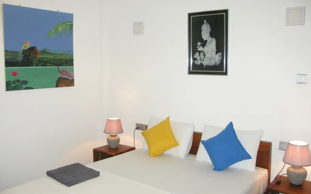 Anuhas Airport Villas
