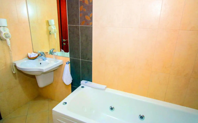 Hotel Noris