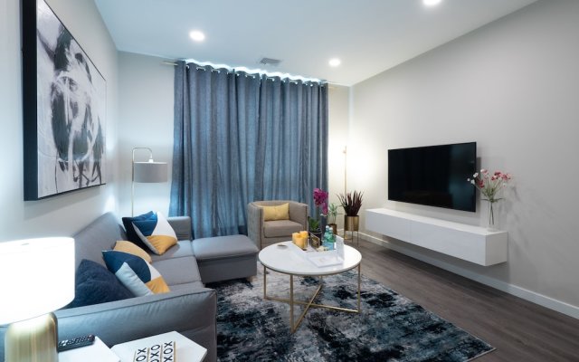 Luxury Furnished Apartments by Hyatus Downtown at Yale