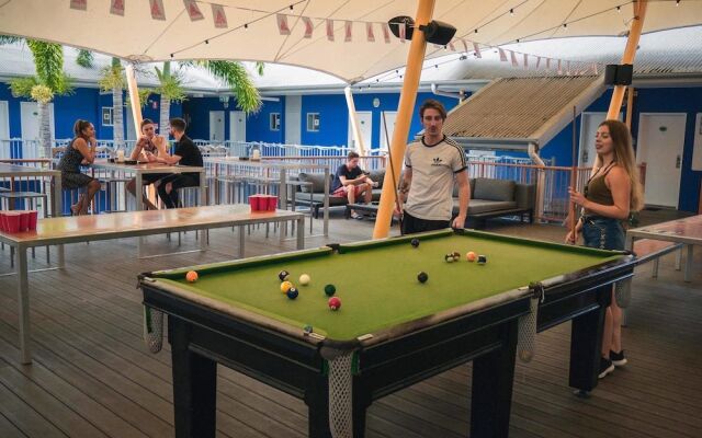 Bounce Cairns