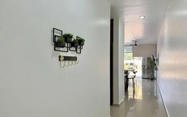 Rincon Colonial Apartments