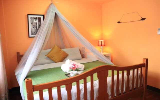 Baan Phrasing Guesthouse (Sunday Night Market)