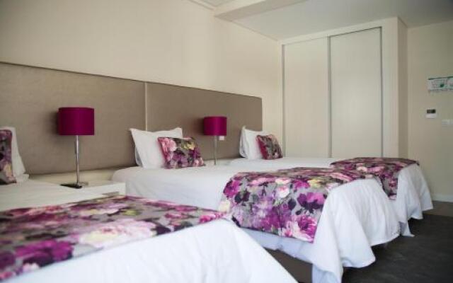 Tomas Guest House II