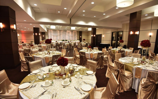 Four Points by Sheraton Winnipeg South