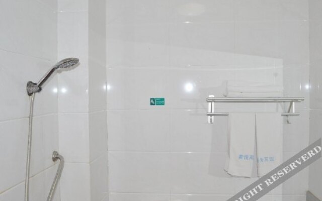 Jun Yue Business Hotel