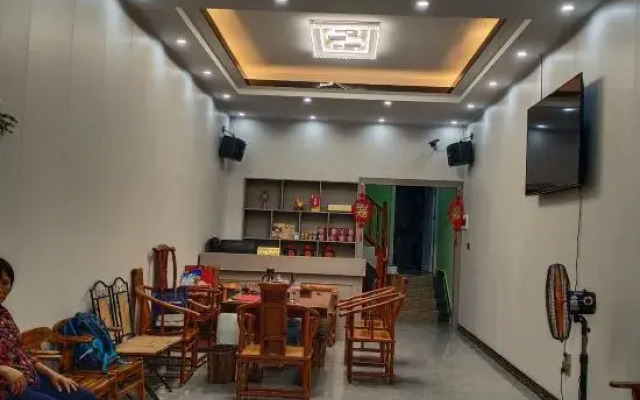 Huangyao Warm Hotel