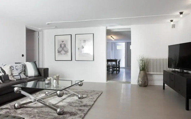 Wow Apartments