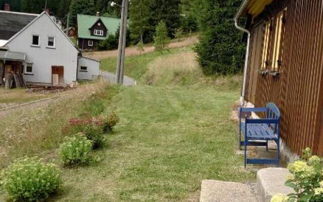 Historisches Aschberg Haisl Klingenthal, Terrasse, großer Garten 6 plus 2 Personen