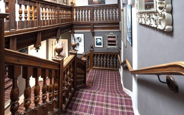 Barton Hall Hotel & Spa