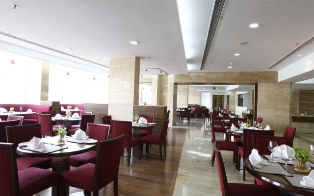 Clarks Inn Suites Delhi/NCR