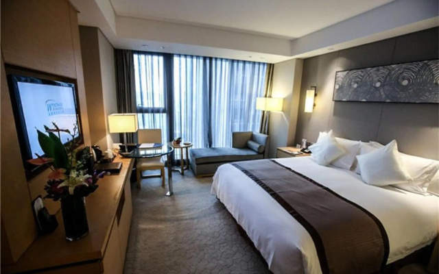 Howard Johnson IFC Plaza Ningbo