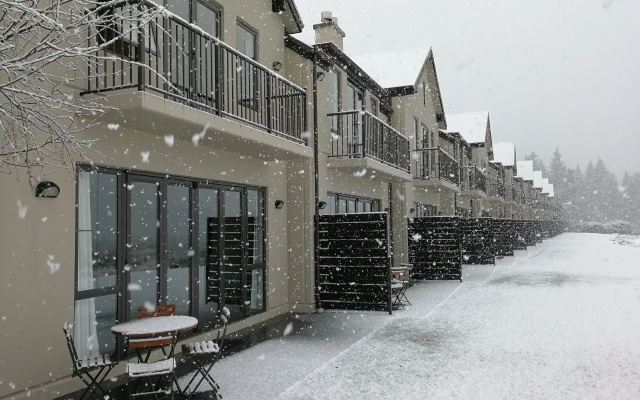 Platinum Queenstown Villas