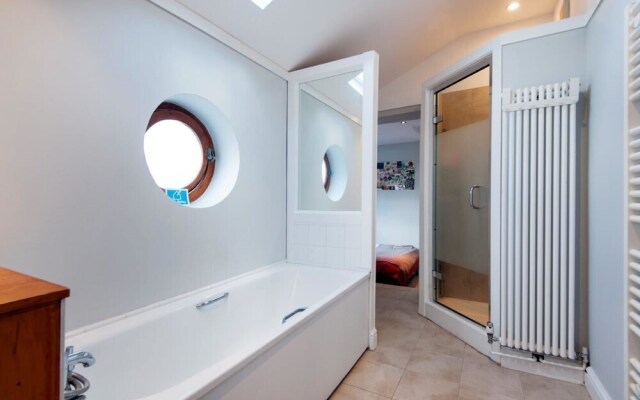 The Loft Wimbledon Retreat - MAO