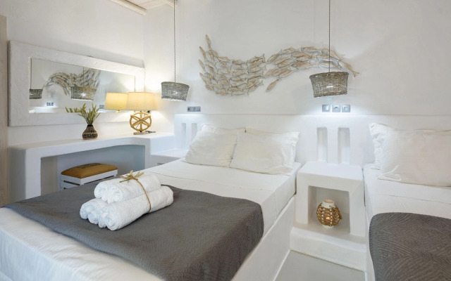 Blue Waves Suites & Apartments To Kyma