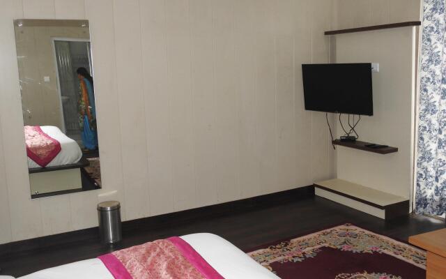 Hotel Vakratunda