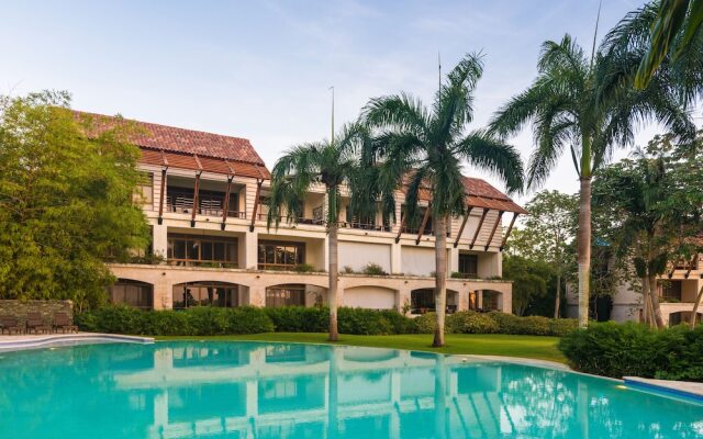 Los Altos Residences