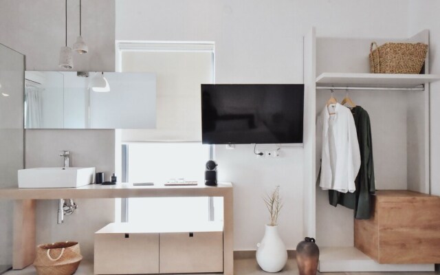 Ikaros Suites