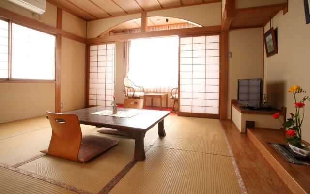 Tsukasaya Ryokan