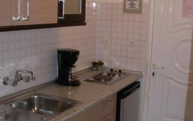 Yiannis Apartments