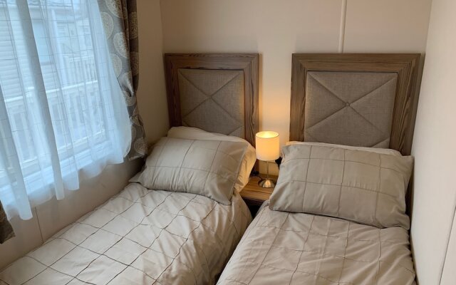 Beautiful 2-bed Caravan in Stratford-upon-avon