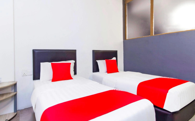 OYO Rooms Jalan Kuchai Maju 11