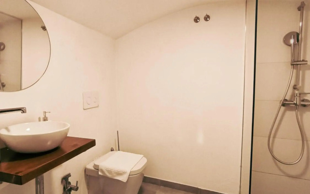 La Madriguera Eco Caves