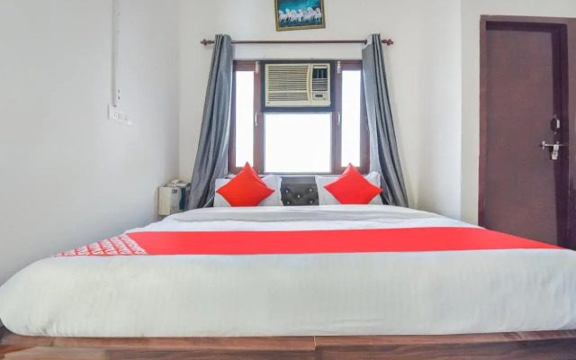 Oyo Flagship 71698 Gangotri Guest House