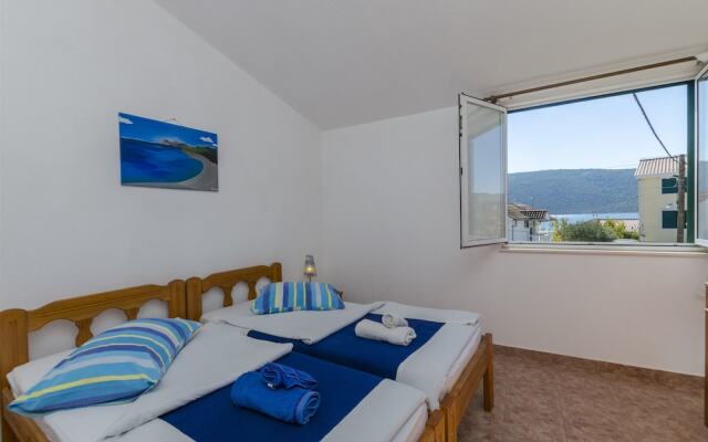 Apartments Mala Dalmacija