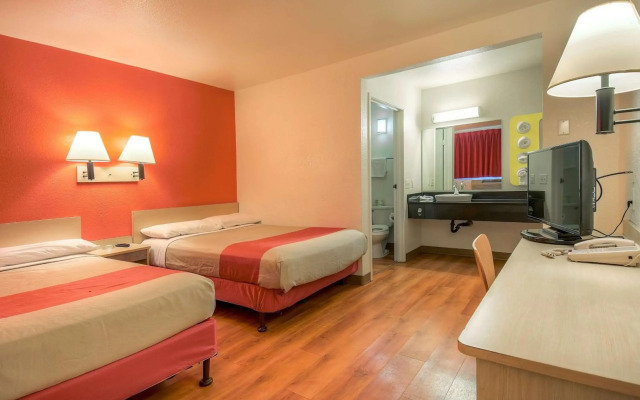 Motel 6 Chino, CA - Los Angeles Area