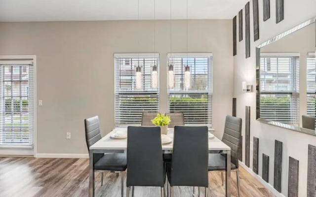 Thematic 4 bdr Near Disney-22101