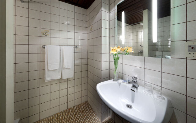 Mate Dependance Hotel