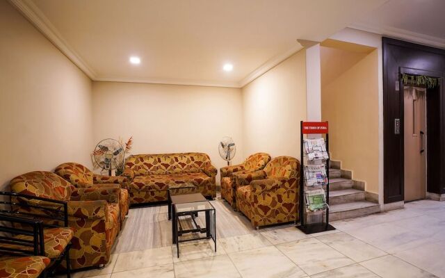 OYO Flagship 19581 Hotel Raj Classic MG Road