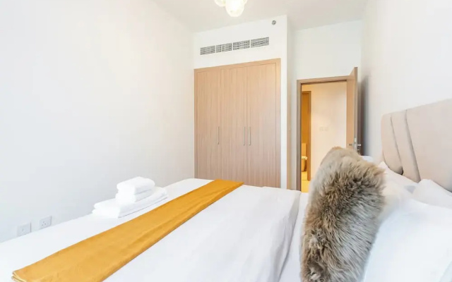 Luxury Meydan Escape Condo with City View